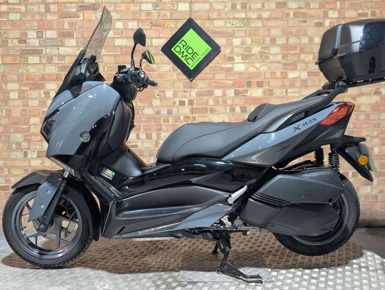 2023 YAMAHA XMAX 300 2023 YAMAHA XMAX 300