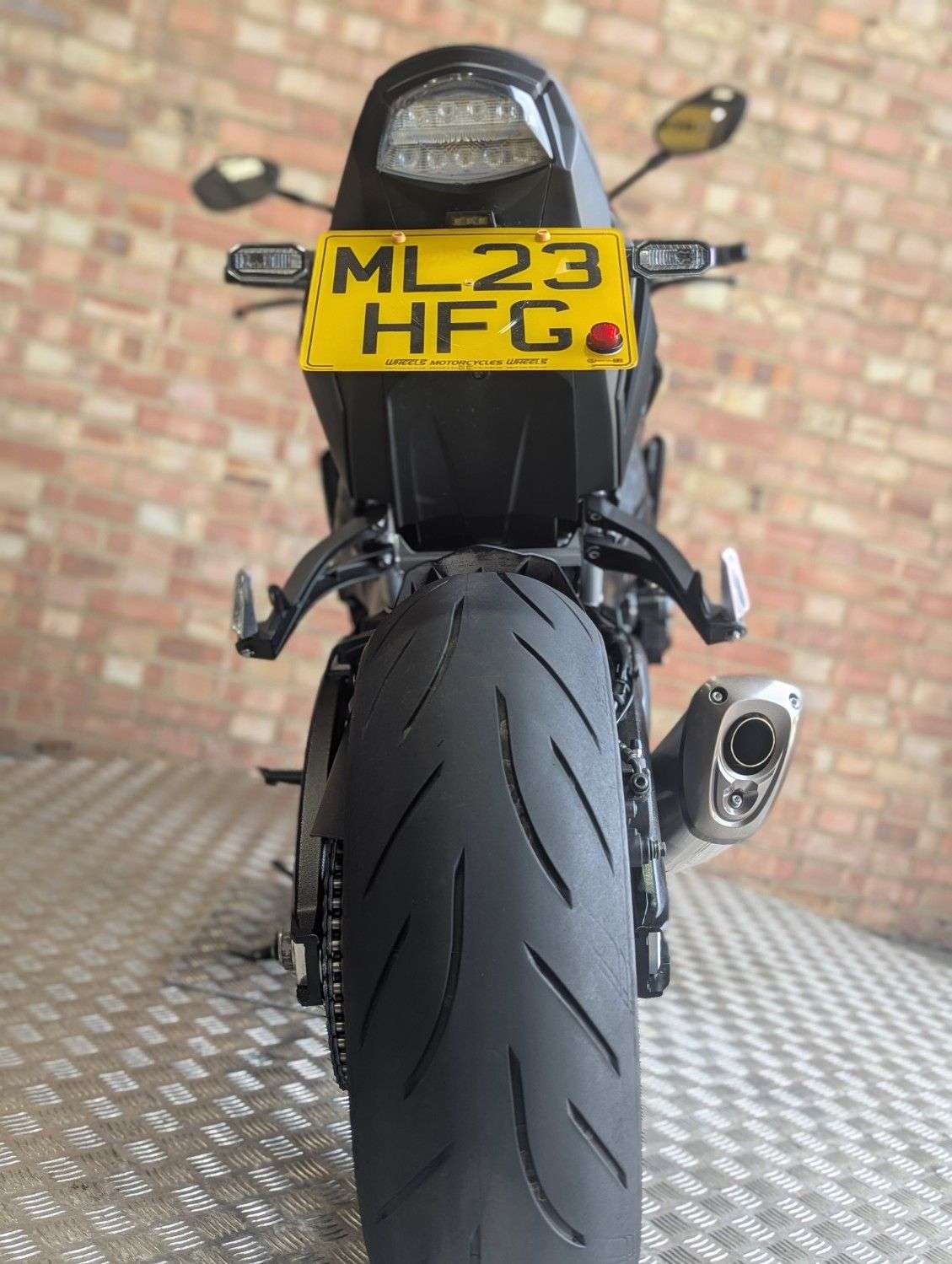 2023 SUZUKI GSX-S1000 2023 SUZUKI GSX-S1000