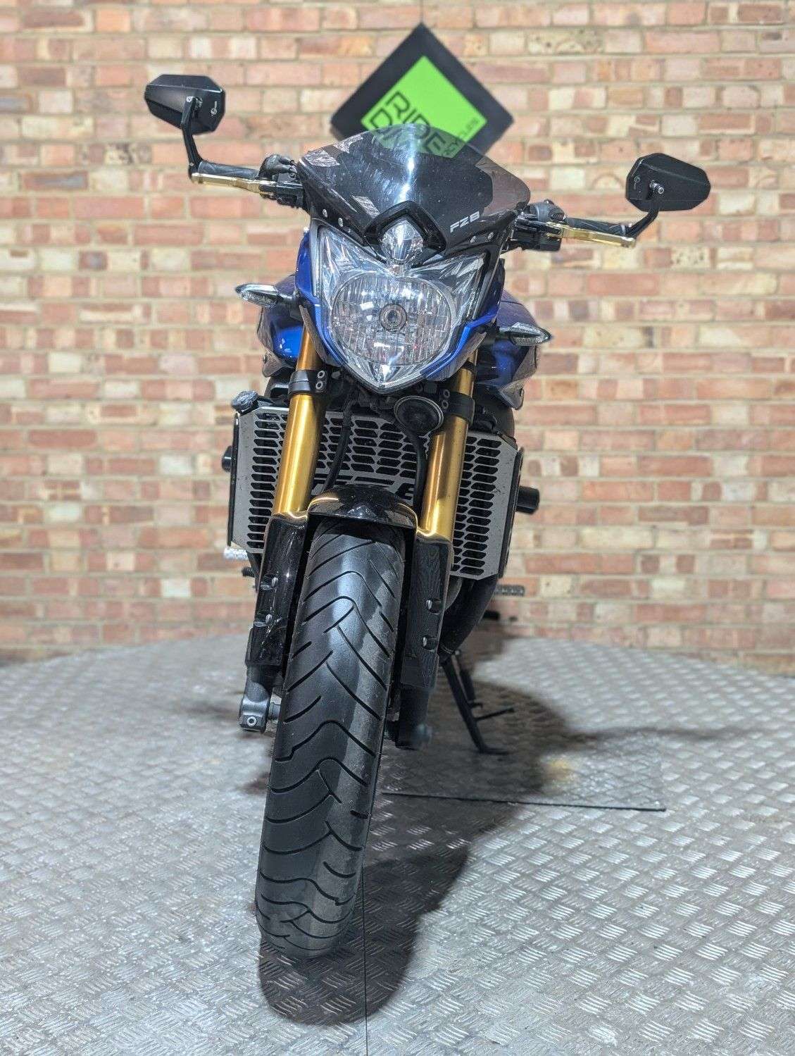 2012 YAMAHA FZ8 2012 YAMAHA FZ8