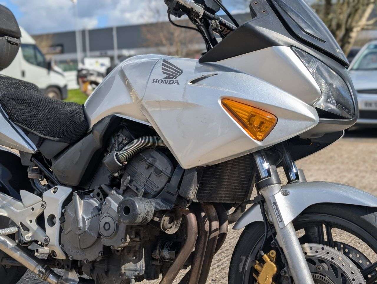 A 2006 HONDA CBF600S 25K MILES. 2006. PX TO CLEAR. NEEDS TANK AND CARBS CLEANED. RUNS AND RIDES A 2006 HONDA CBF600S 25K MILES. 2006. PX TO CLEAR. NEEDS TANK AND CARBS CLEANED. RUNS AND RIDES