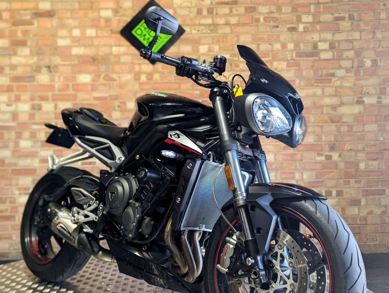 2017 TRIUMPH STREET TRIPLE RS 2017 TRIUMPH STREET TRIPLE RS