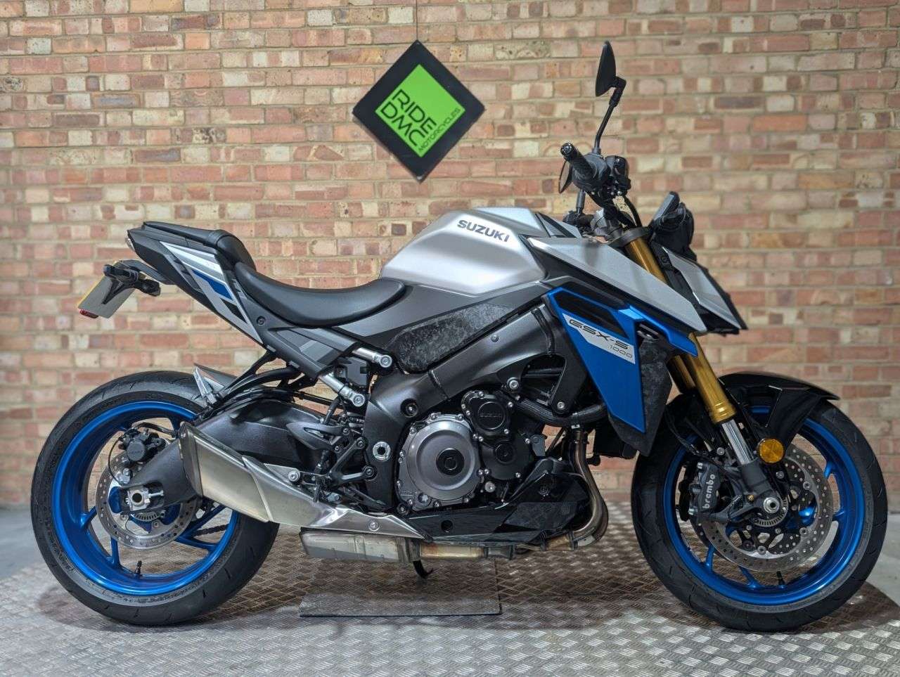 A 2025 SUZUKI GSX-S1000 2025. 972 MILES. IMMACULATE BIKE. IMMACULATE BIKE A 2025 SUZUKI GSX-S1000 2025. 972 MILES. IMMACULATE BIKE. IMMACULATE BIKE