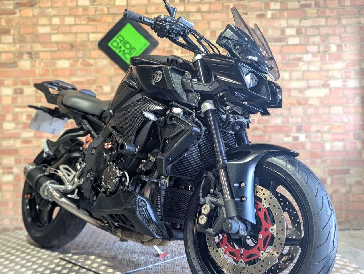 2016 YAMAHA MT-10 2016 YAMAHA MT-10