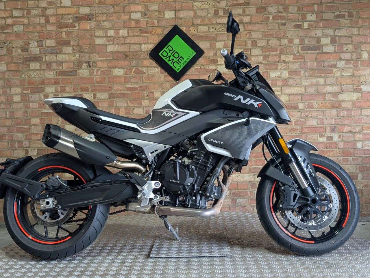 A 2024 CFMOTO 800NK ADVANCED. HUGE SPEC. 24 REG. 1736 MILES. A BEAUUTY SERVICED UP TO DATE A 2024 CFMOTO 800NK ADVANCED. HUGE SPEC. 24 REG. 1736 MILES. A BEAUUTY SERVICED UP TO DATE