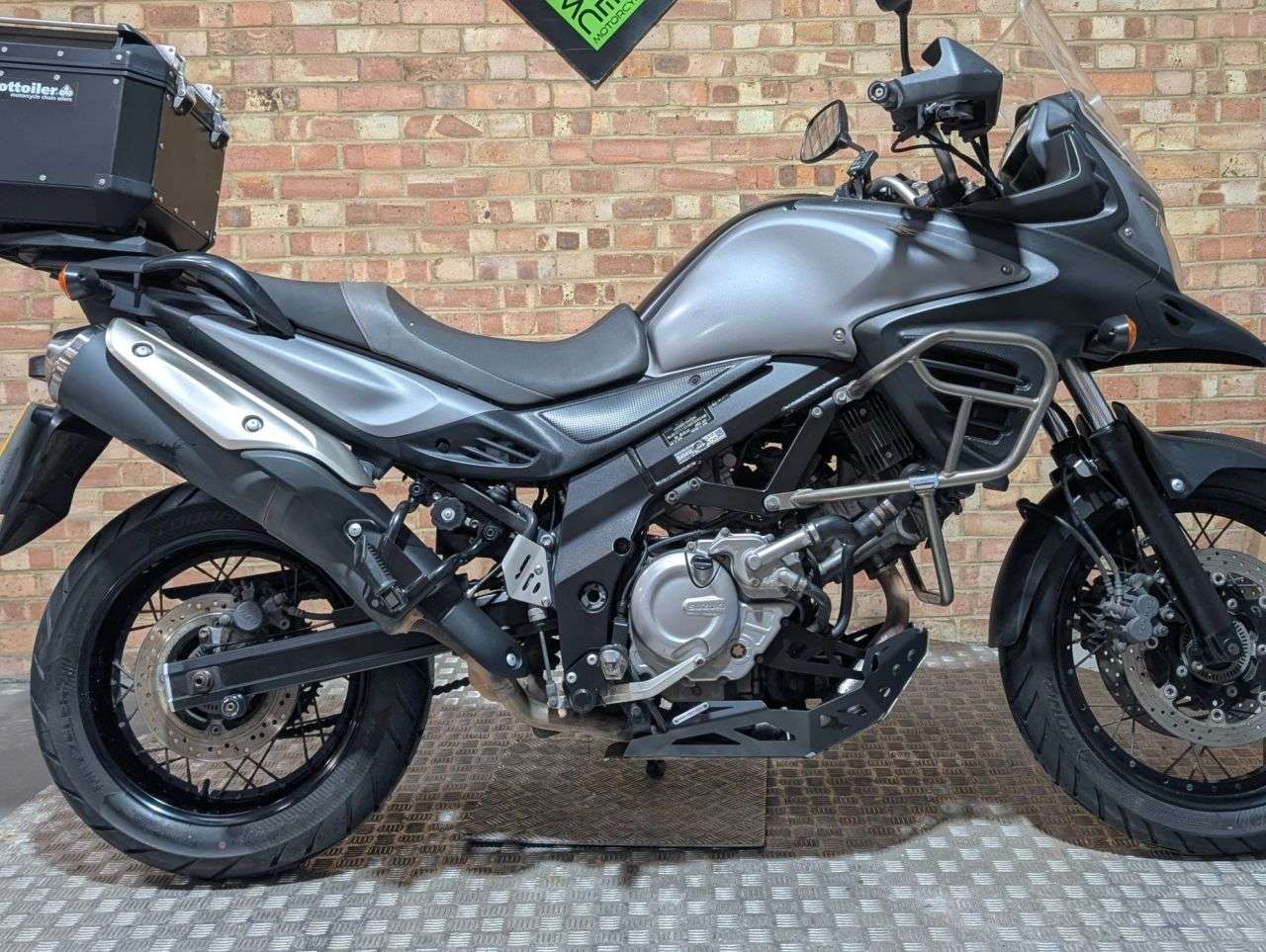 2015 SUZUKI V-STROM 650 2015 SUZUKI V-STROM 650