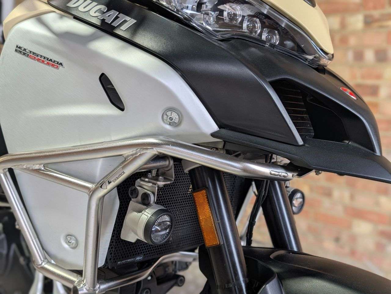 2018 DUCATI MULTISTRADA 1200 ENDURO 2018 DUCATI MULTISTRADA 1200 ENDURO
