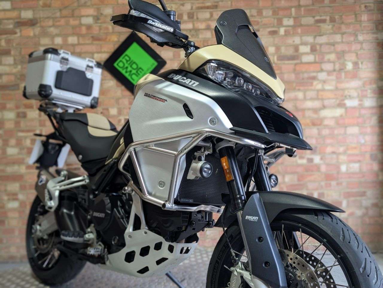 2018 DUCATI MULTISTRADA 1200 ENDURO 2018 DUCATI MULTISTRADA 1200 ENDURO