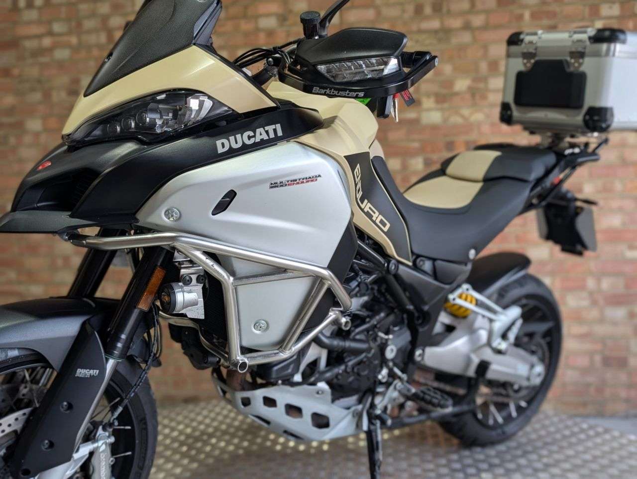 2018 DUCATI MULTISTRADA 1200 ENDURO 2018 DUCATI MULTISTRADA 1200 ENDURO