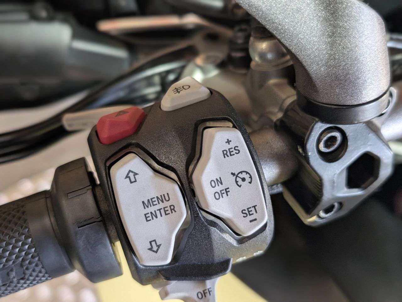 2018 DUCATI MULTISTRADA 1200 ENDURO 2018 DUCATI MULTISTRADA 1200 ENDURO