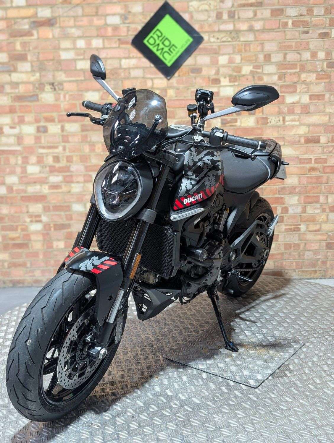 2021 DUCATI MONSTER 937 2021 DUCATI MONSTER 937