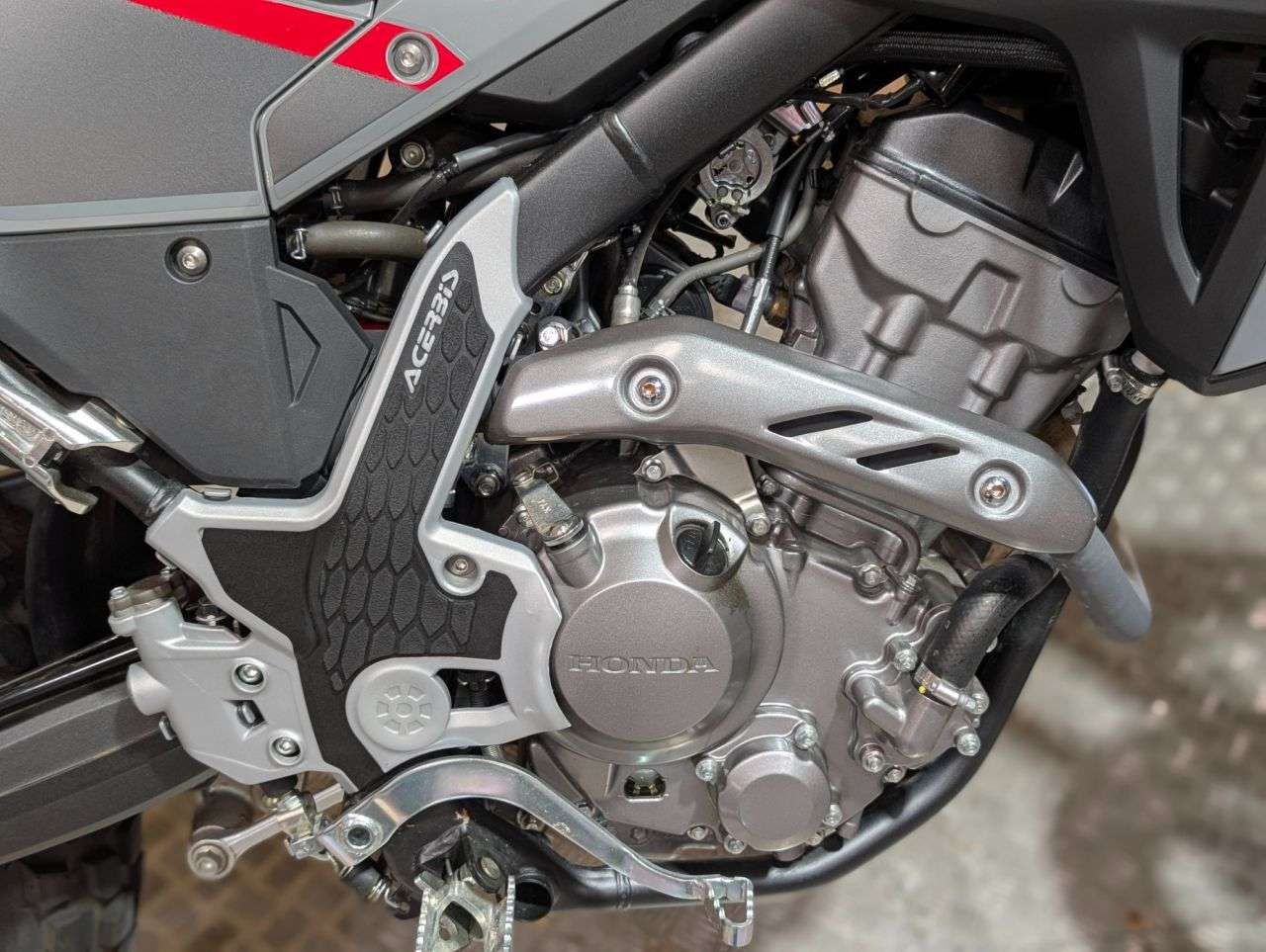 2025 HONDA CRF300L 2025 HONDA CRF300L