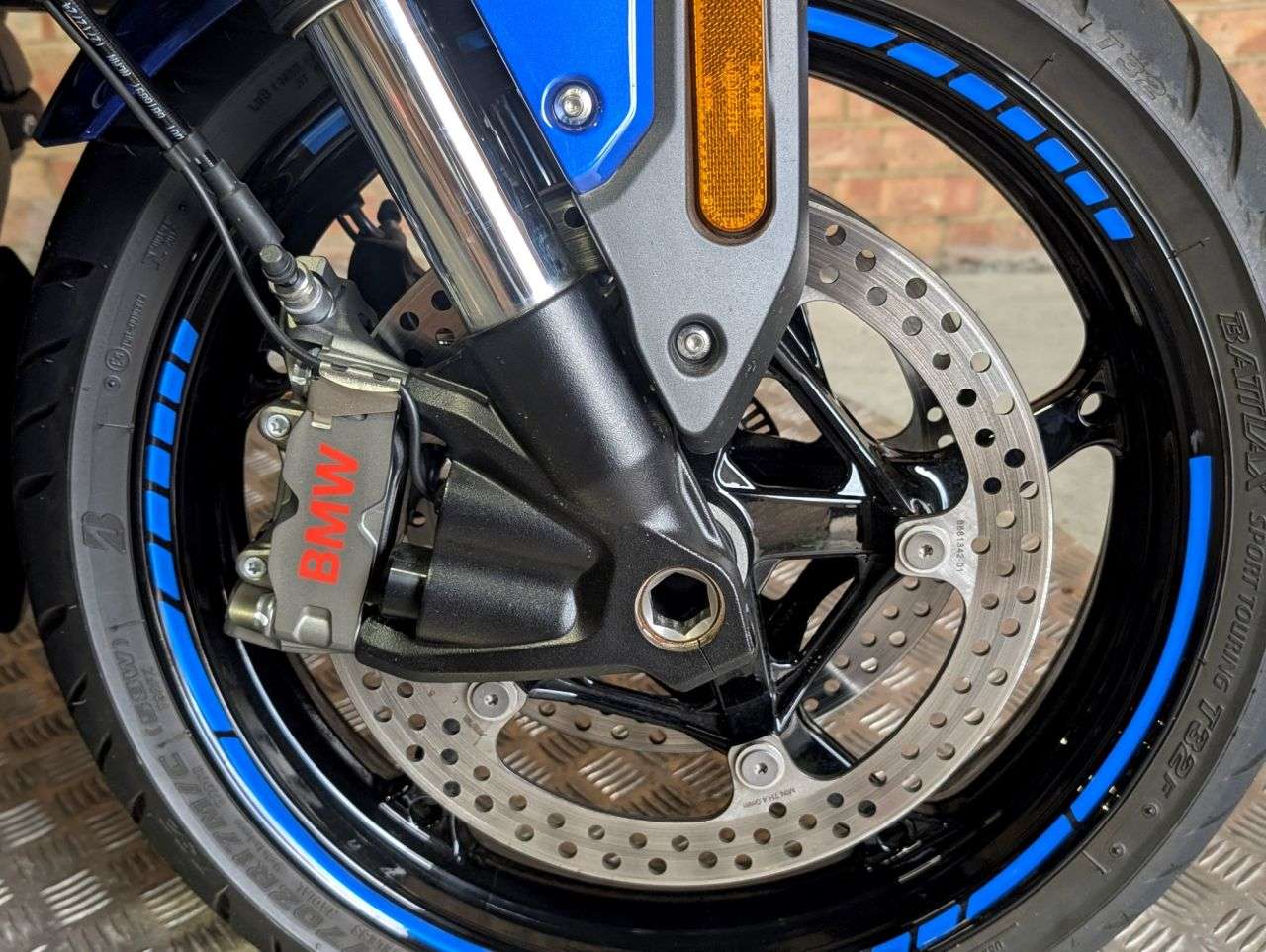 2025 BMW R 1300 R 2025 BMW R 1300 R
