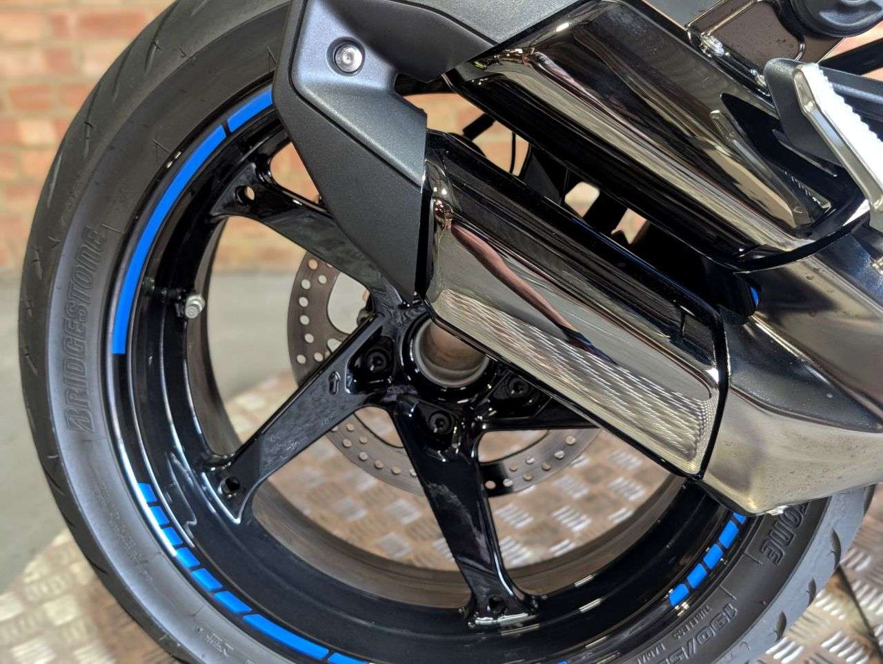 2025 BMW R 1300 R 2025 BMW R 1300 R