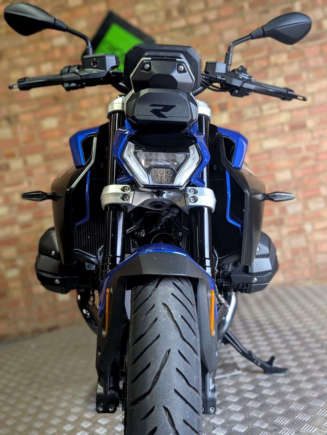 2025 BMW R 1300 R 2025 BMW R 1300 R