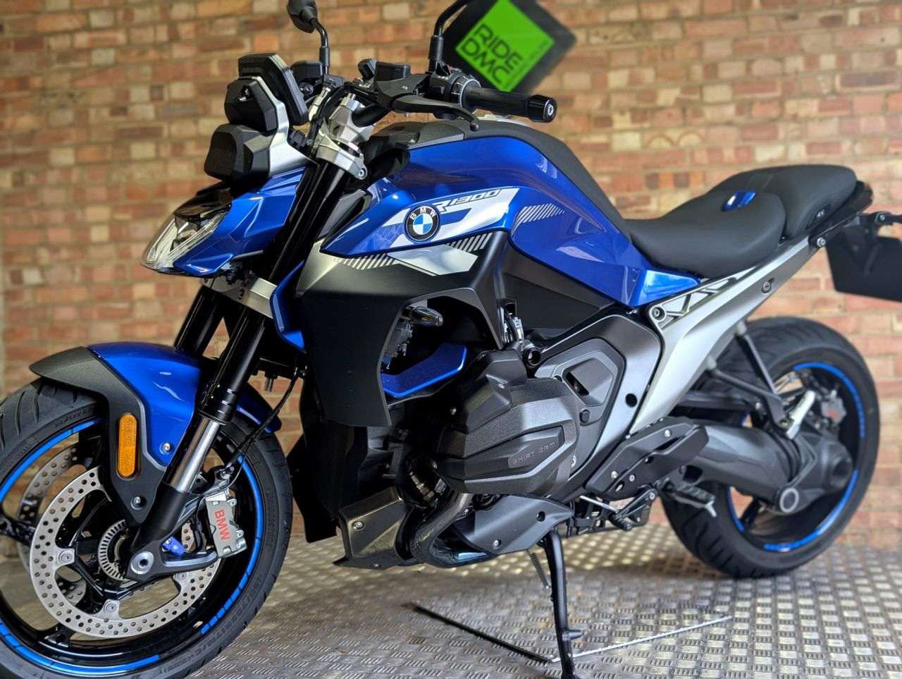 2025 BMW R 1300 R 2025 BMW R 1300 R