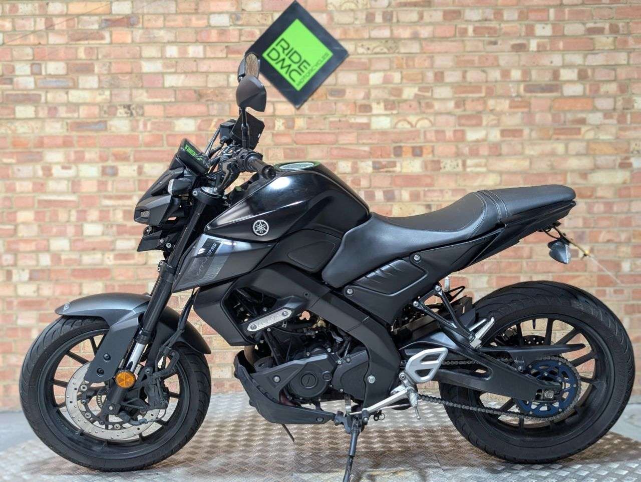 2024 YAMAHA MT-125 2024 YAMAHA MT-125