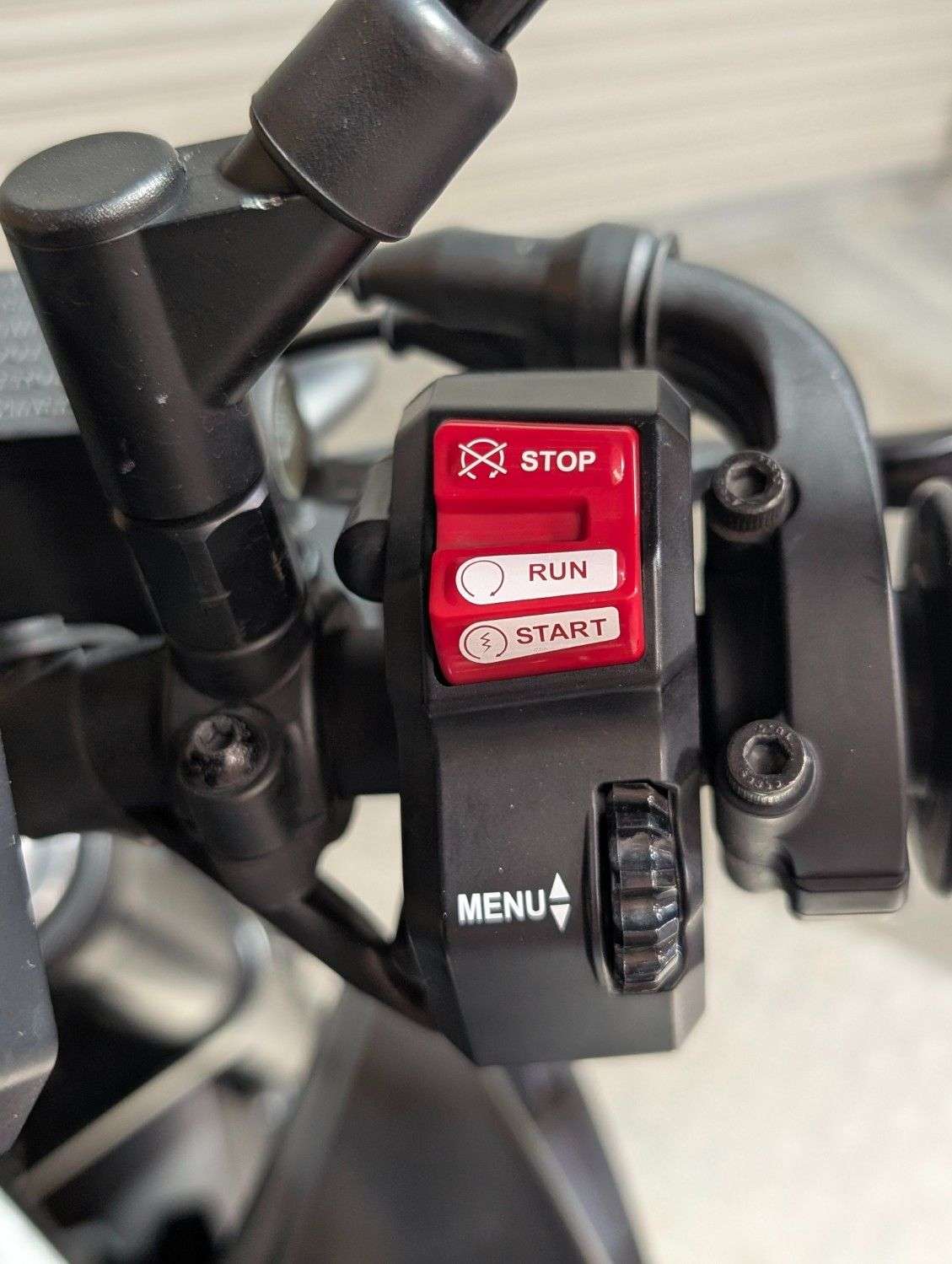 2024 YAMAHA MT-125 2024 YAMAHA MT-125
