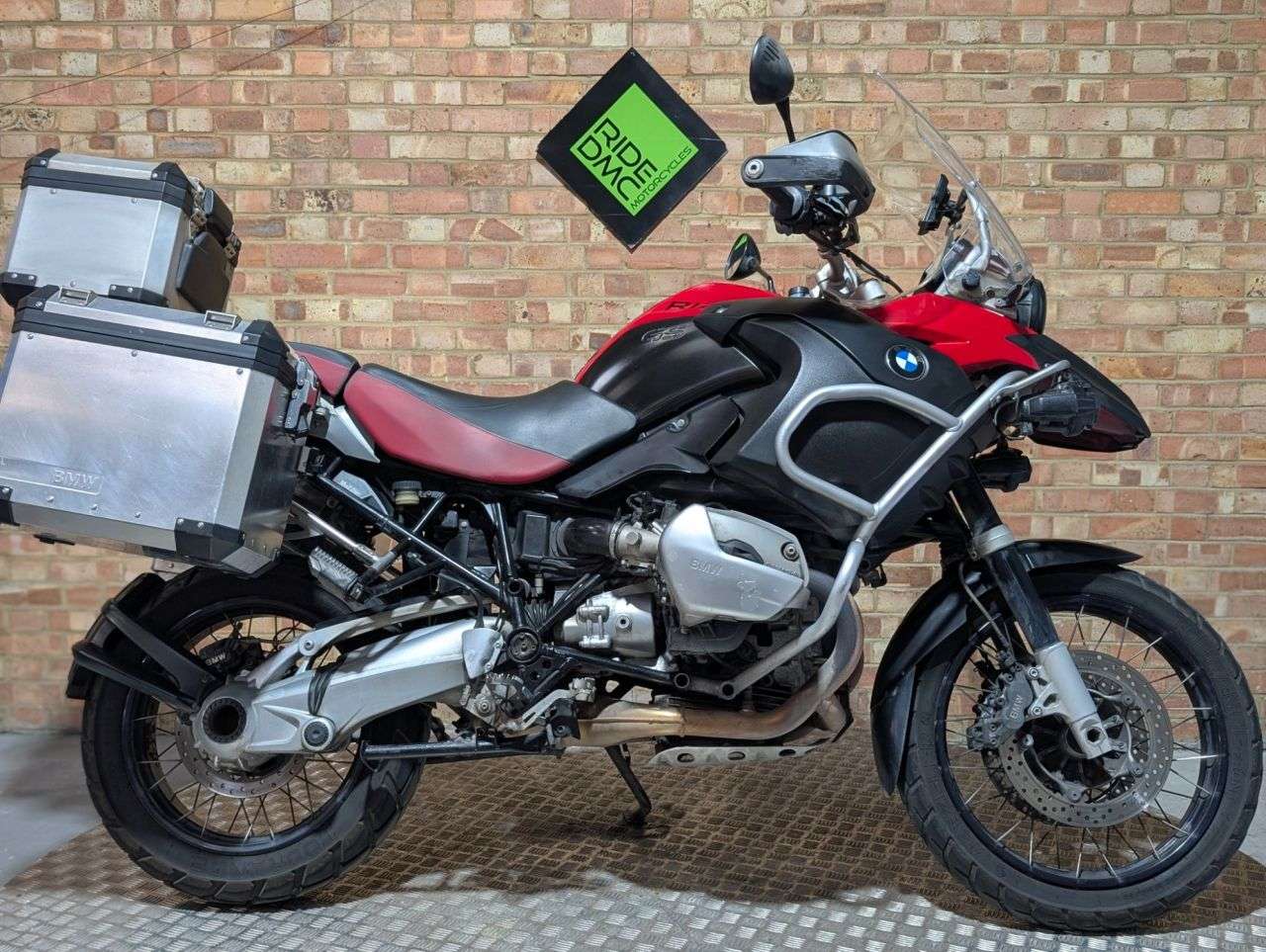 A 2009 BMW R 1200 GS ADVENTURE MU - PART EXCHANGE TO CLEAR - TRADE SALE - 155686MLS. FULL BMW LUGGAGE. A 2009 BMW R 1200 GS ADVENTURE MU - PART EXCHANGE TO CLEAR - TRADE SALE - 155686MLS. FULL BMW LUGGAGE.