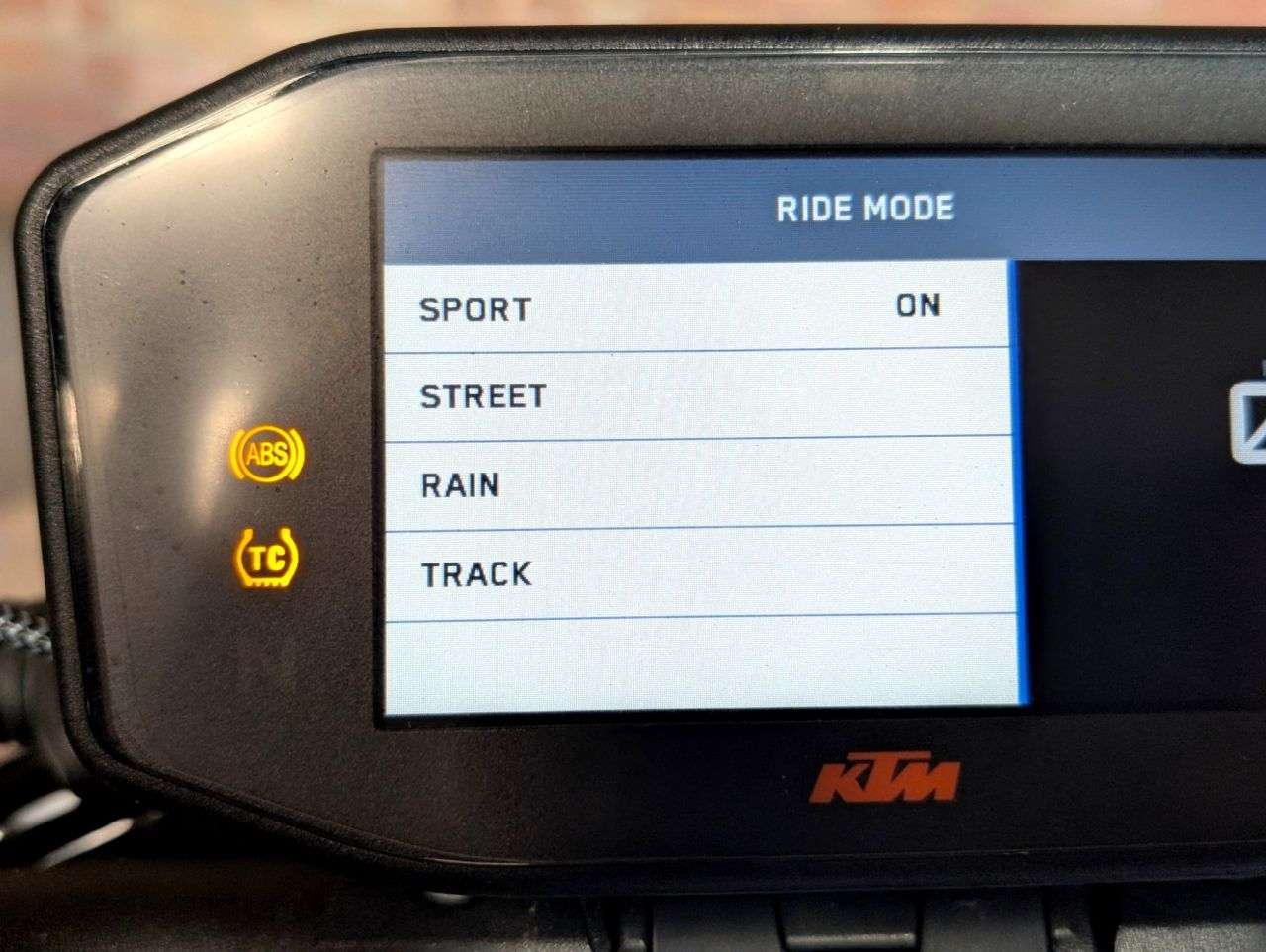 2018 KTM SUPER DUKE R 2018 KTM SUPER DUKE R