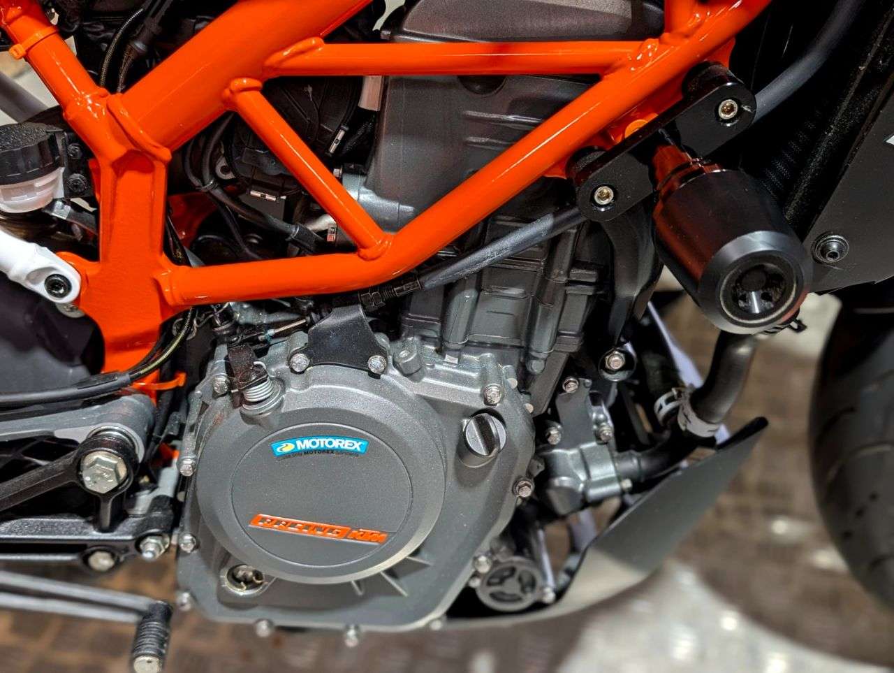 2020 KTM 390 DUKE 2020 KTM 390 DUKE