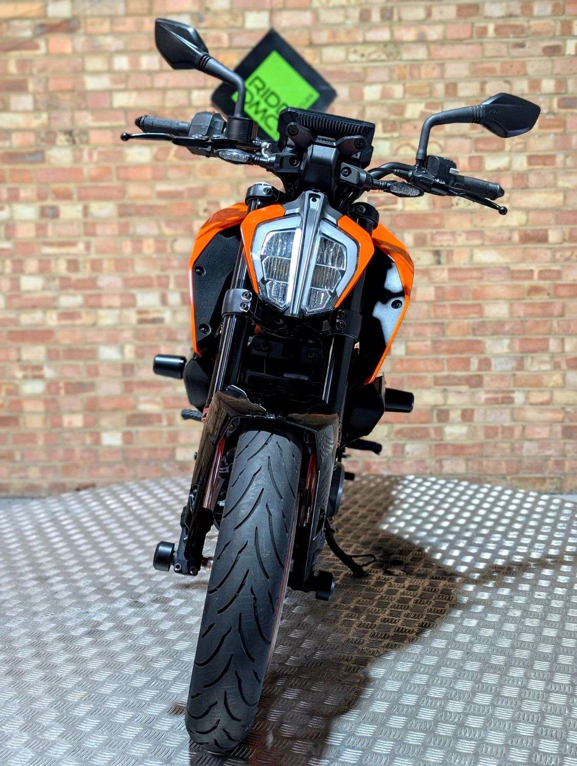 2020 KTM 390 DUKE 2020 KTM 390 DUKE
