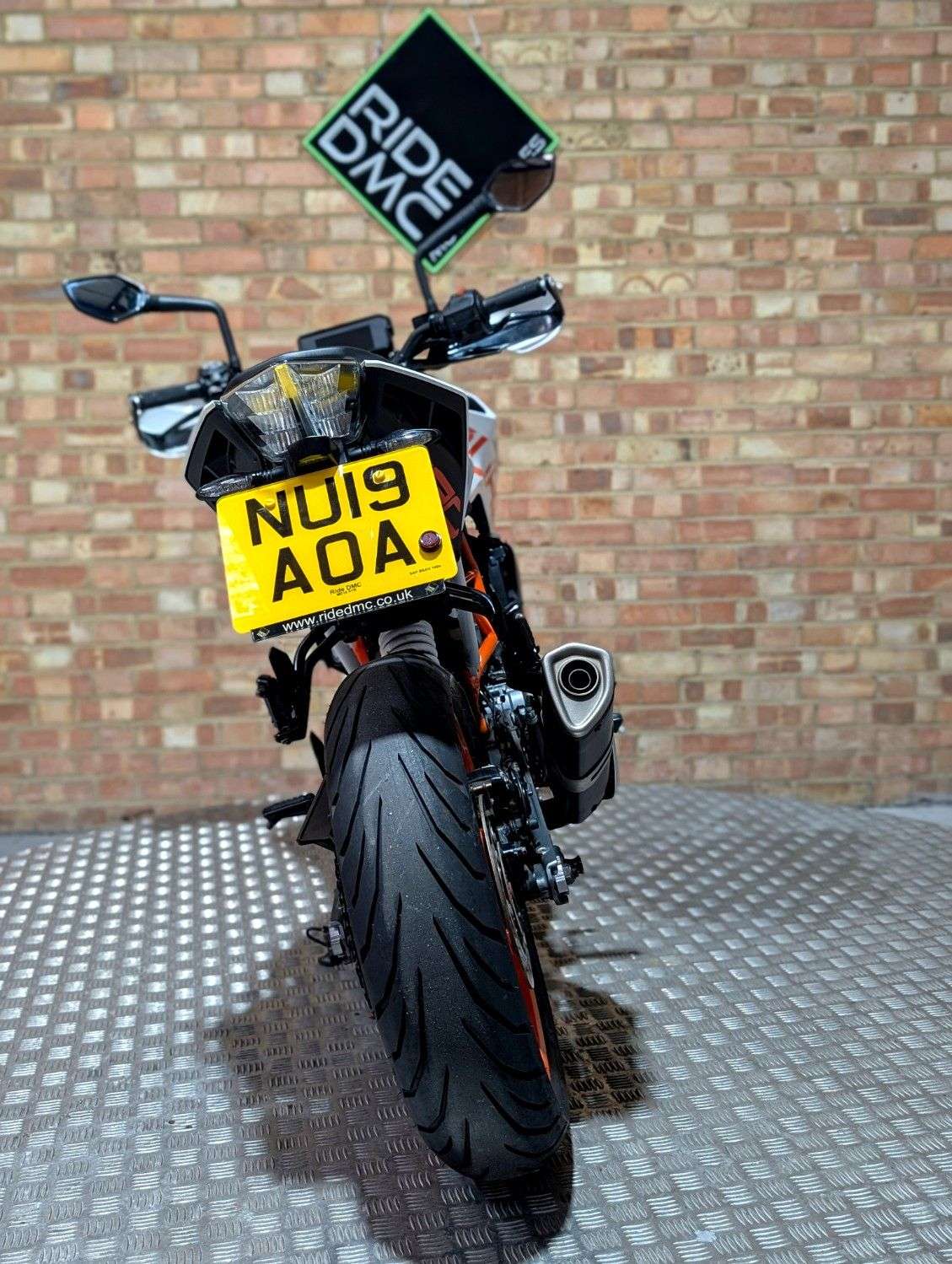 2019 KTM 390 DUKE 2019 KTM 390 DUKE
