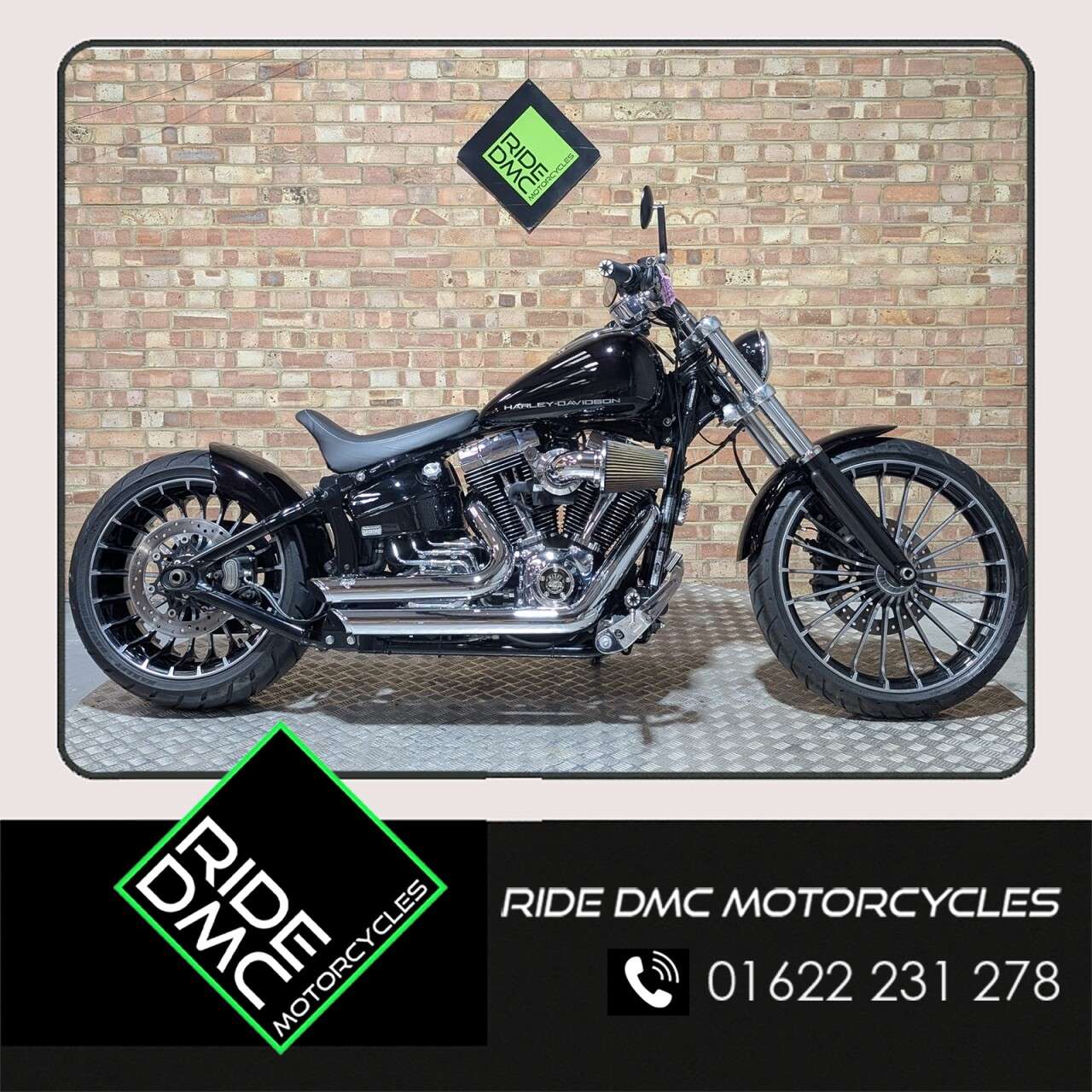 A 2016 HARLEY-DAVIDSON FXSB BREAKOUT. 548 MILES. LOADED WITH EXTRAS. EXCEPTIONAL BIKE. LOADED WITH EXTR A 2016 HARLEY-DAVIDSON FXSB BREAKOUT. 548 MILES. LOADED WITH EXTRAS. EXCEPTIONAL BIKE. LOADED WITH EXTR