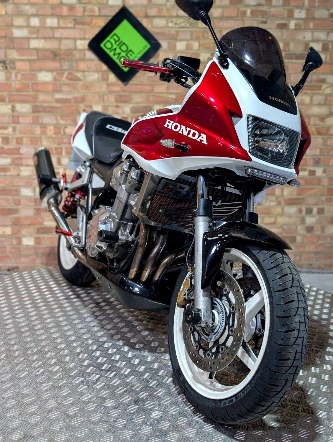 2005 HONDA CB1300 2005 HONDA CB1300