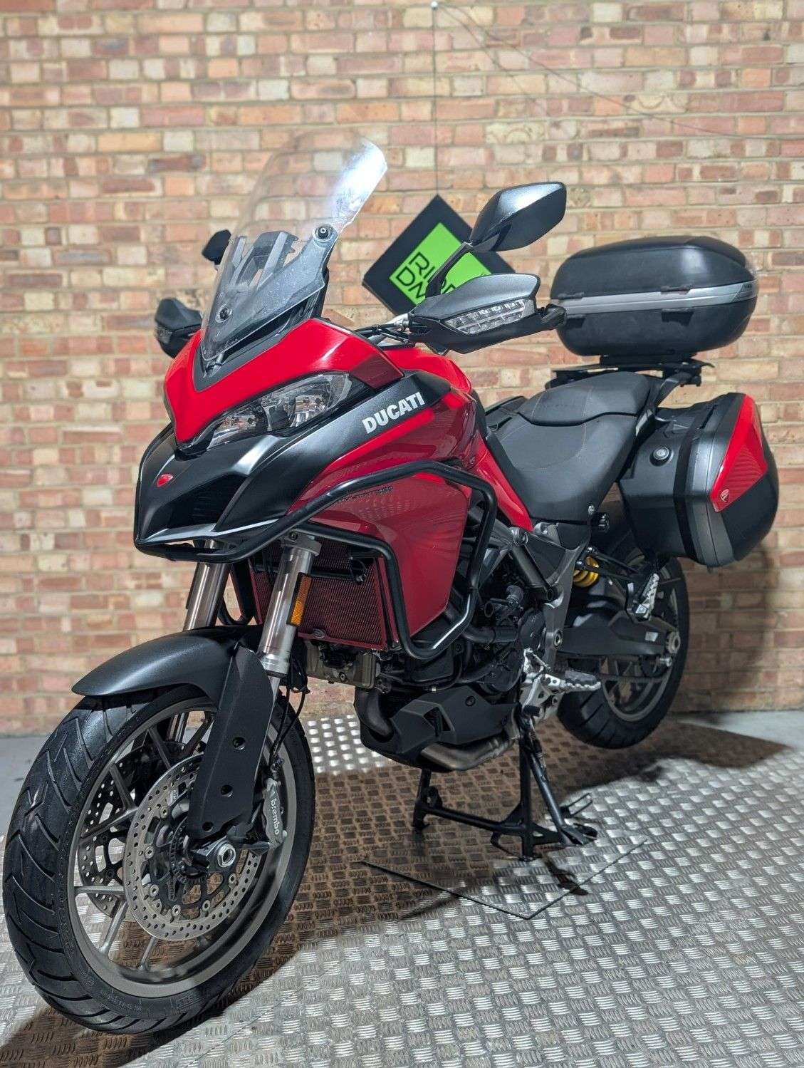 2017 DUCATI MULTISTRADA 950 2017 DUCATI MULTISTRADA 950