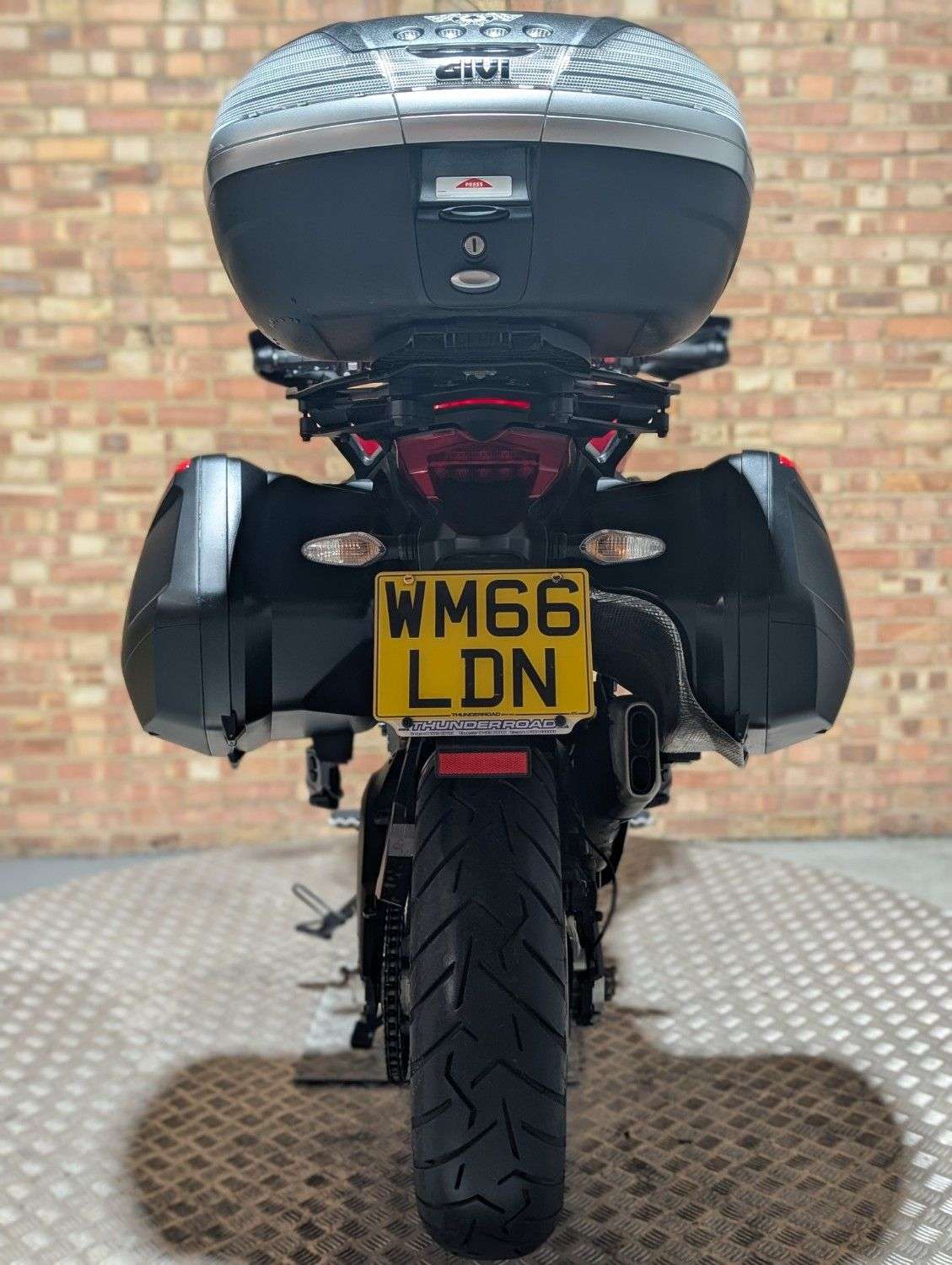 2017 DUCATI MULTISTRADA 950 2017 DUCATI MULTISTRADA 950