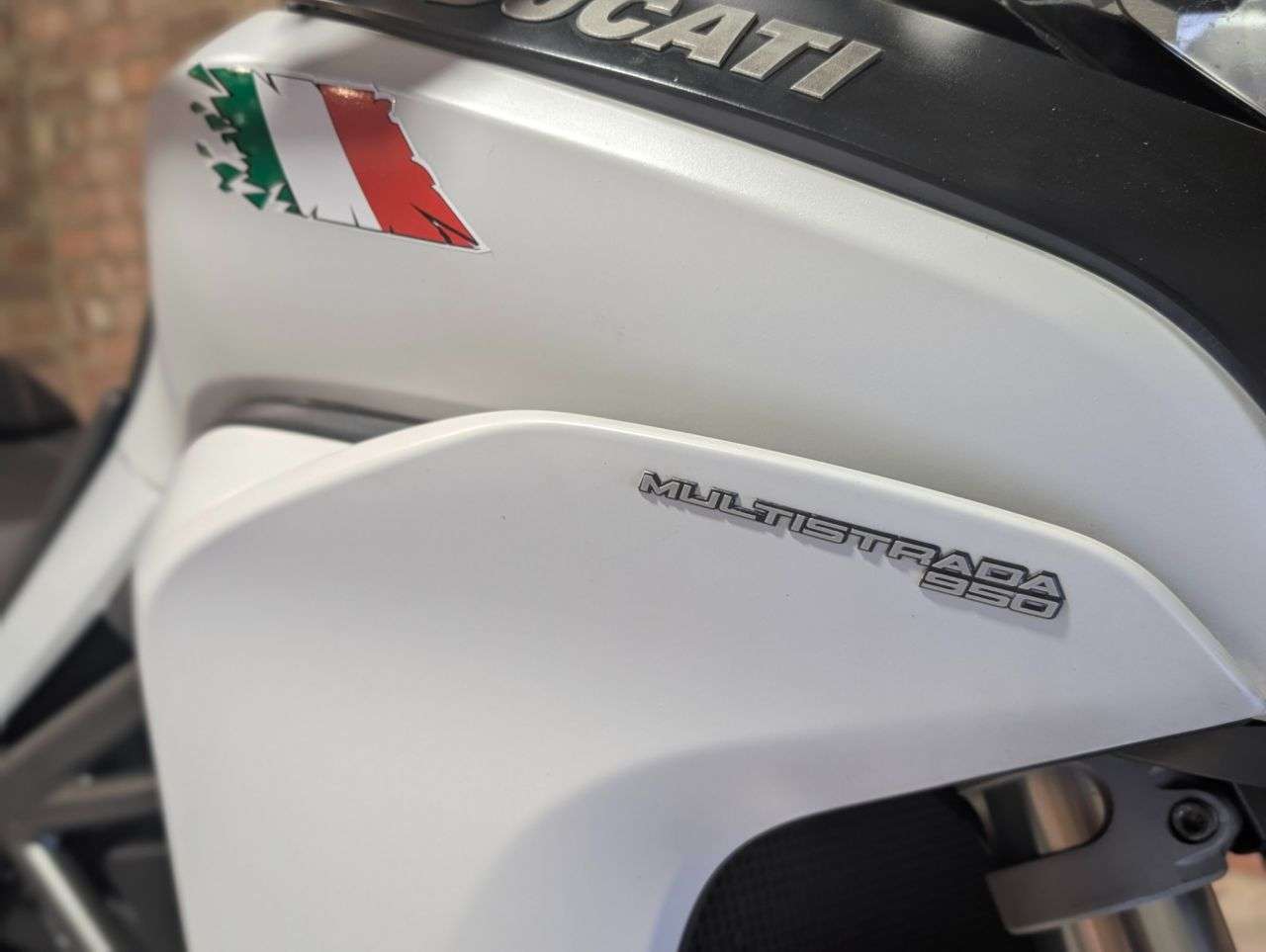 2017 DUCATI MULTISTRADA 950 2017 DUCATI MULTISTRADA 950