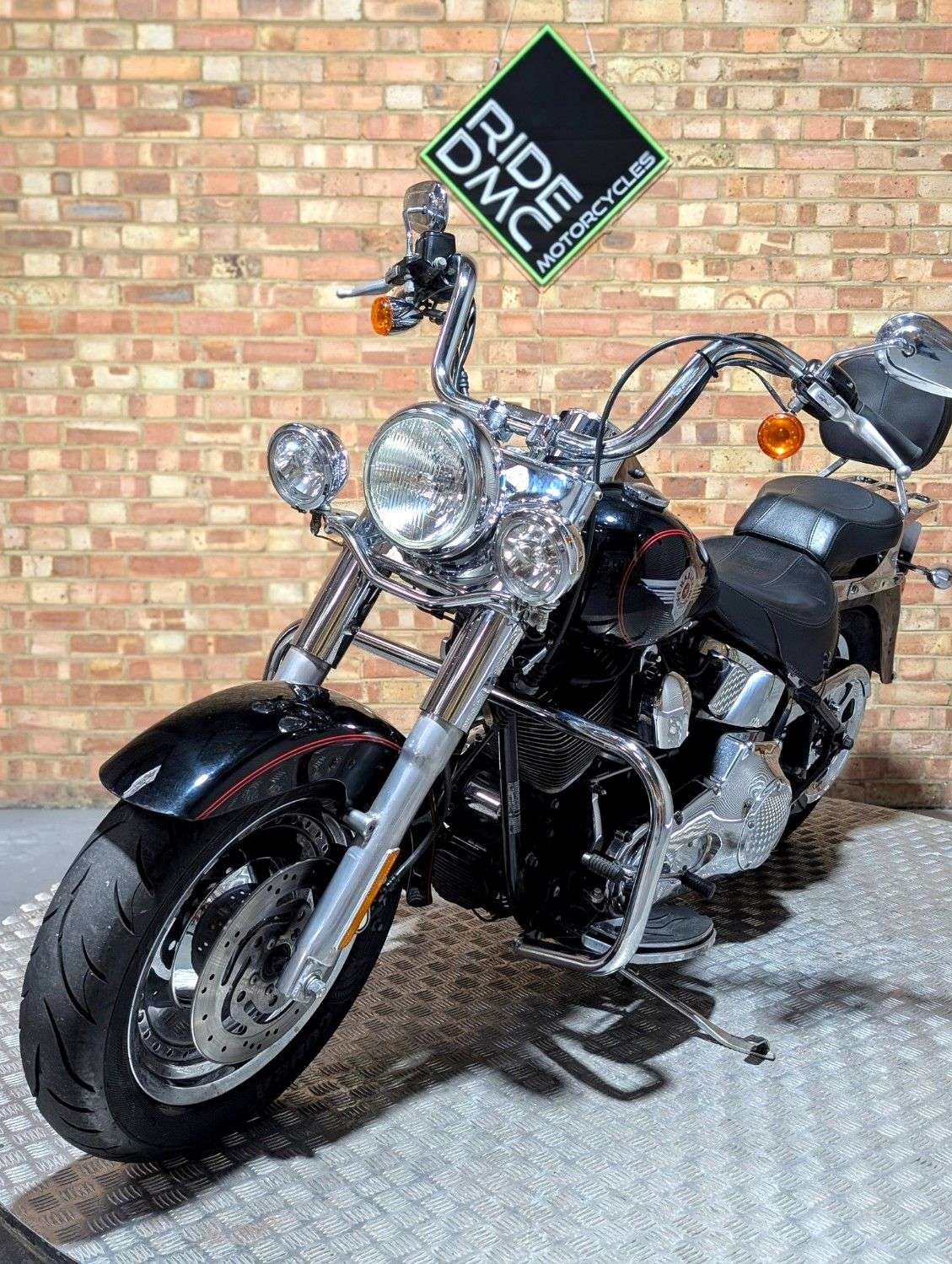 2005 HARLEY-DAVIDSON FATBOY 2005 HARLEY-DAVIDSON FATBOY