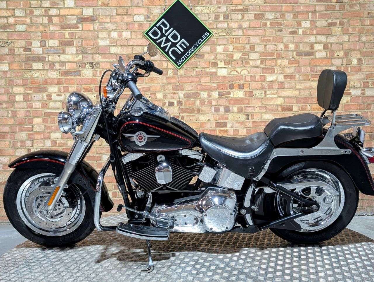 2005 HARLEY-DAVIDSON FATBOY 2005 HARLEY-DAVIDSON FATBOY