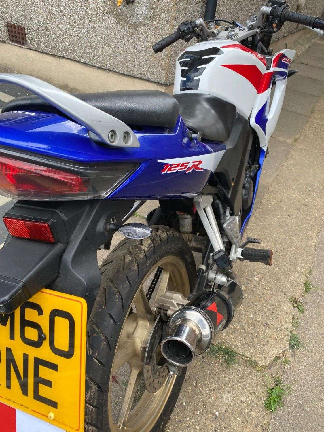 2011 HONDA CBR125R 2011 HONDA CBR125R