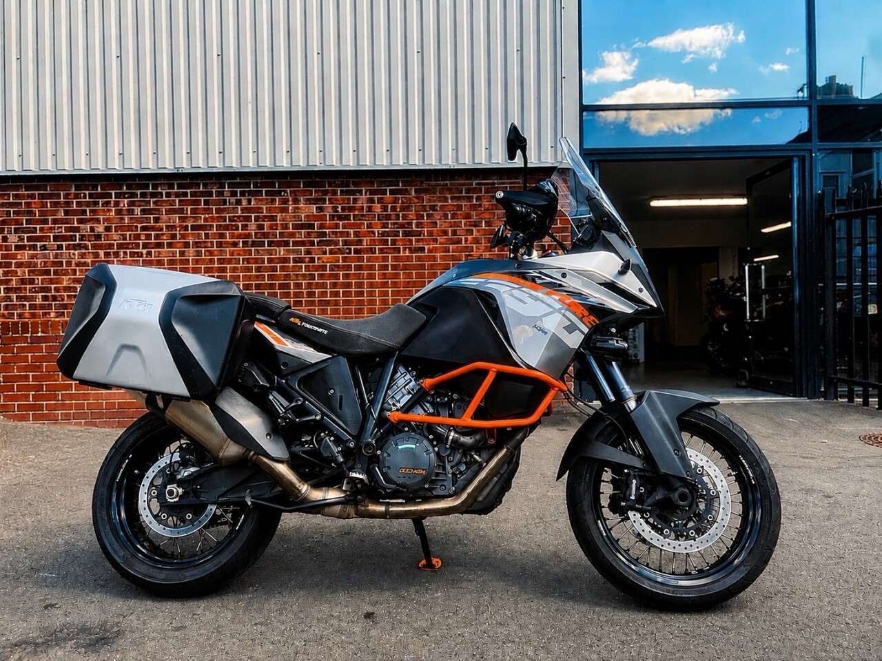 2014 KTM 1190 ADVENTURE 2014 KTM 1190 ADVENTURE