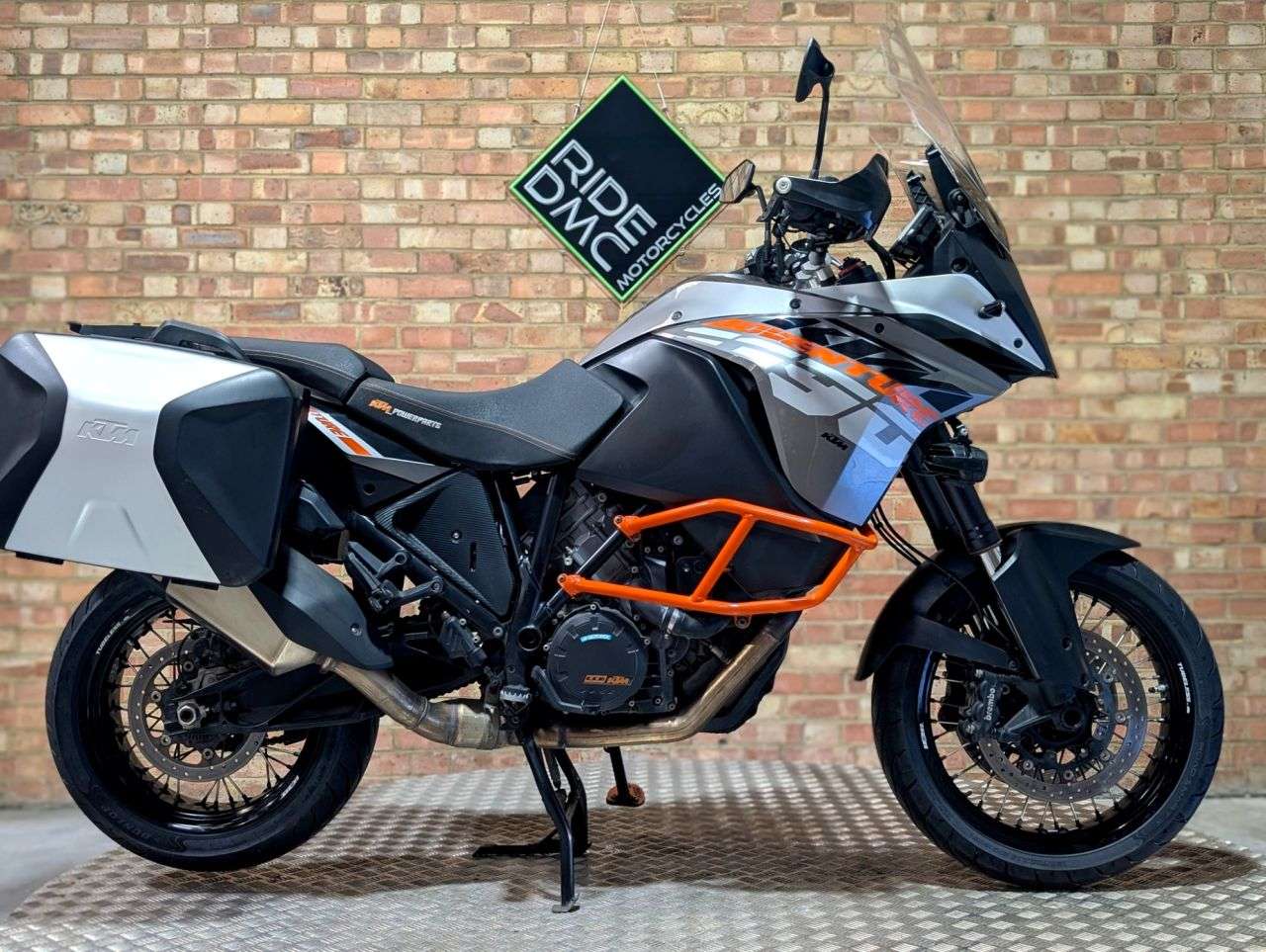 A 2014 KTM 1190 ADVENTURE ONLY 16K MILES. TOP SPEC. GREAT EXTRAS. LOVELY TIDY BIKE LOVELY CONDITION A 2014 KTM 1190 ADVENTURE ONLY 16K MILES. TOP SPEC. GREAT EXTRAS. LOVELY TIDY BIKE LOVELY CONDITION