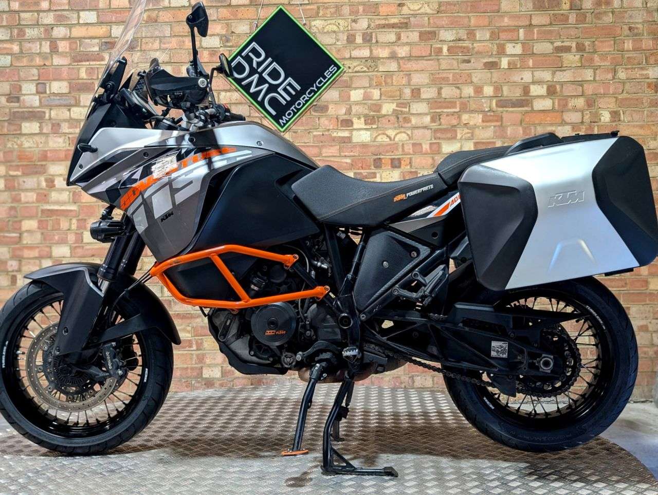 2014 KTM 1190 ADVENTURE 2014 KTM 1190 ADVENTURE