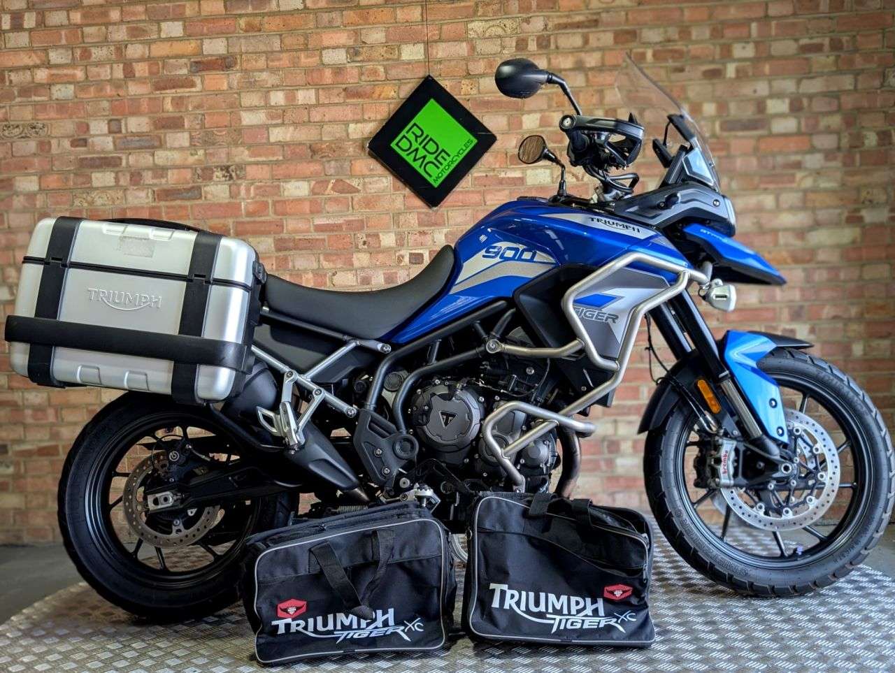 2023 TRIUMPH TIGER 900 2023 TRIUMPH TIGER 900