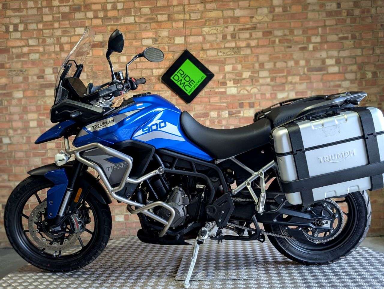 2023 TRIUMPH TIGER 900 2023 TRIUMPH TIGER 900