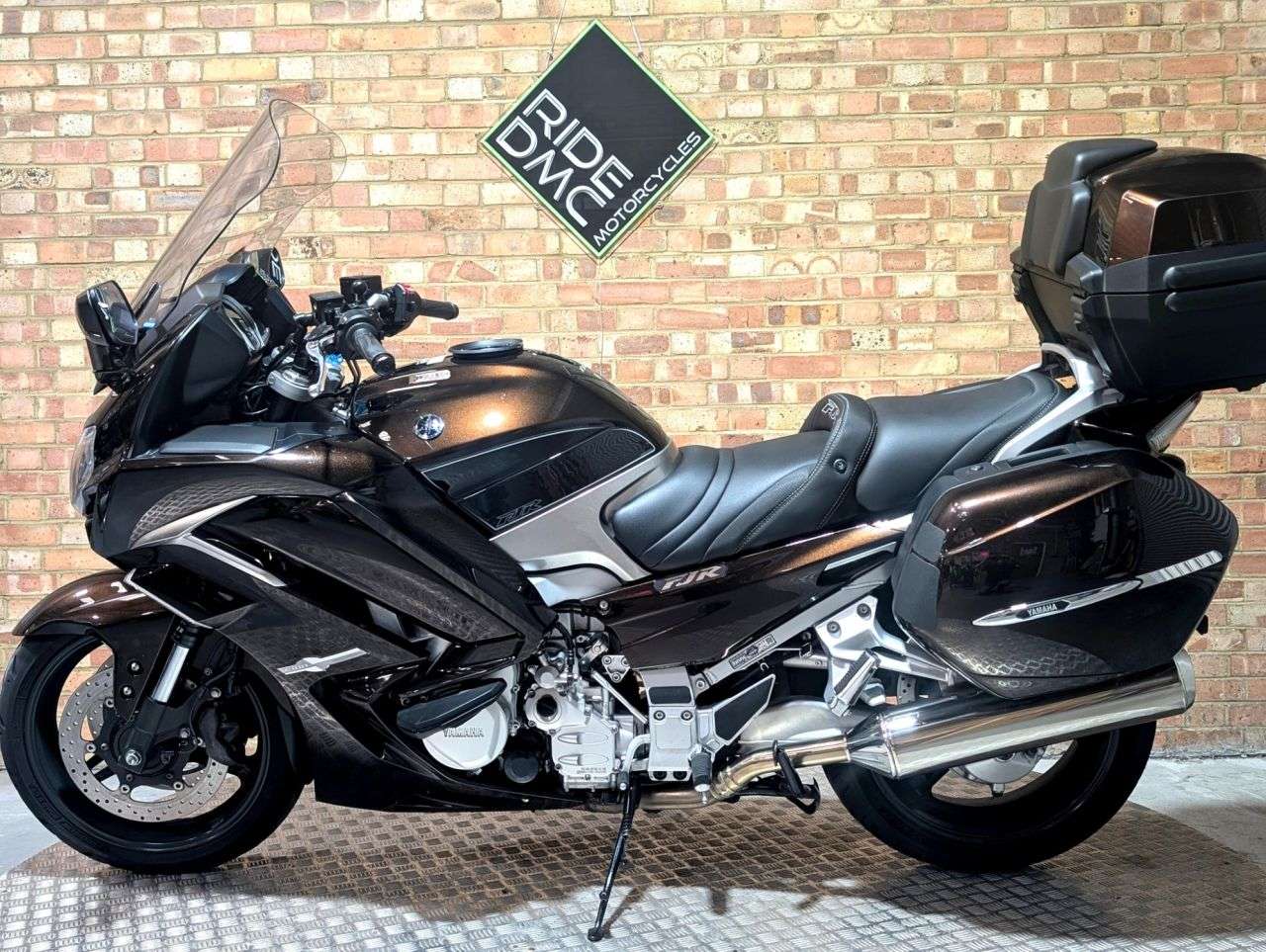 2017 YAMAHA FJR1300 2017 YAMAHA FJR1300