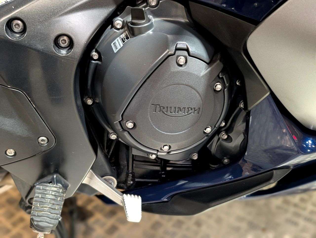 2014 TRIUMPH TROPHY 1200 2014 TRIUMPH TROPHY 1200