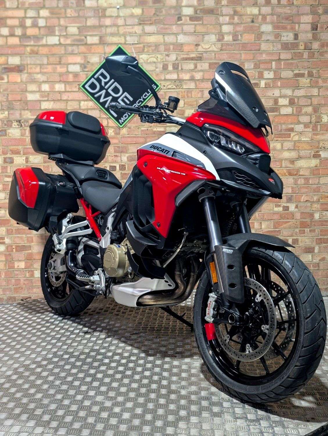 2021 DUCATI MULTISTRADA V4 2021 DUCATI MULTISTRADA V4