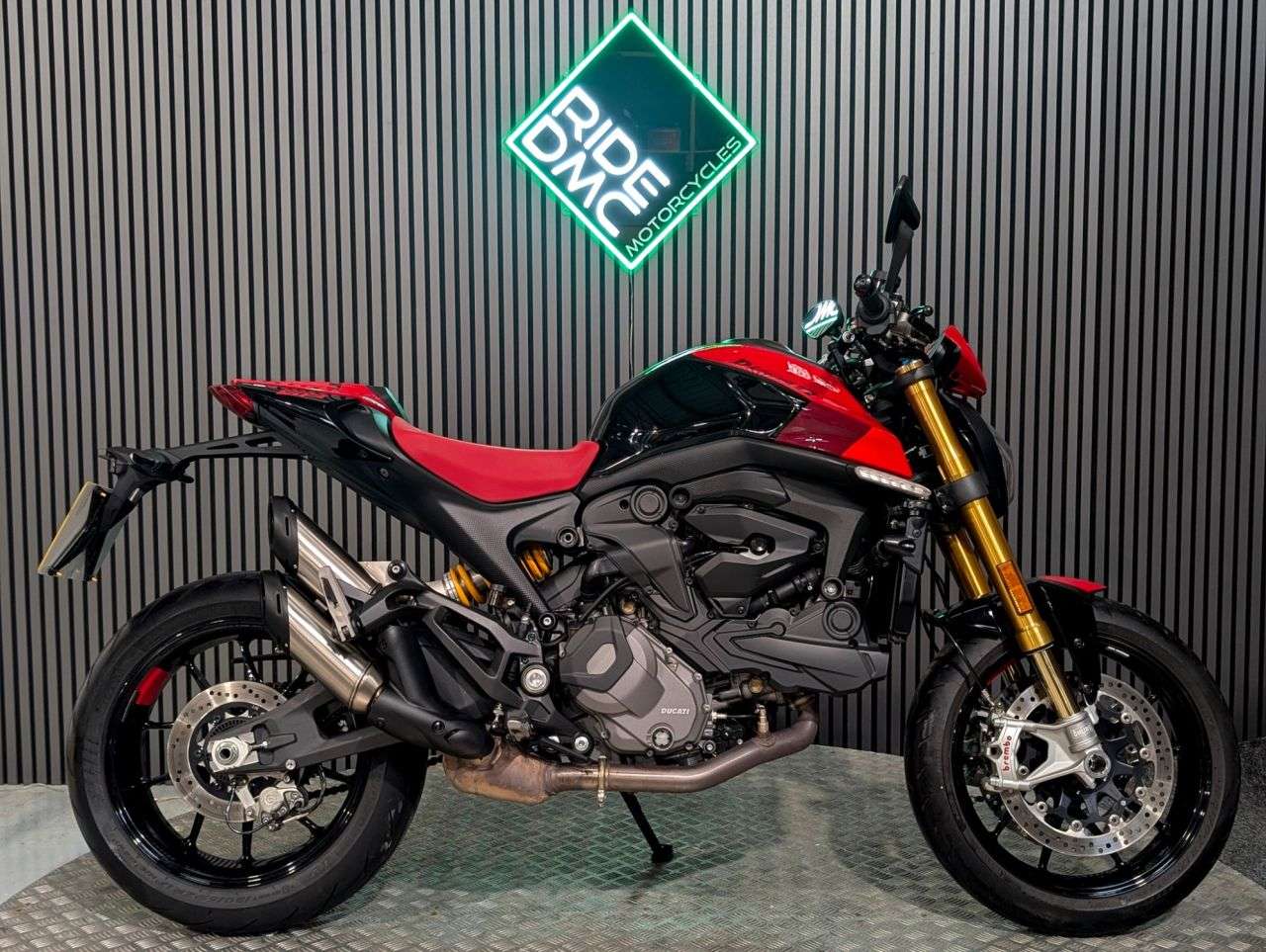 A 2024 DUCATI MONSTER 937 SP - LOW MILEAGE - LOVELY BIKE. LOVELY CONDITION - WARRANTY A 2024 DUCATI MONSTER 937 SP - LOW MILEAGE - LOVELY BIKE. LOVELY CONDITION - WARRANTY