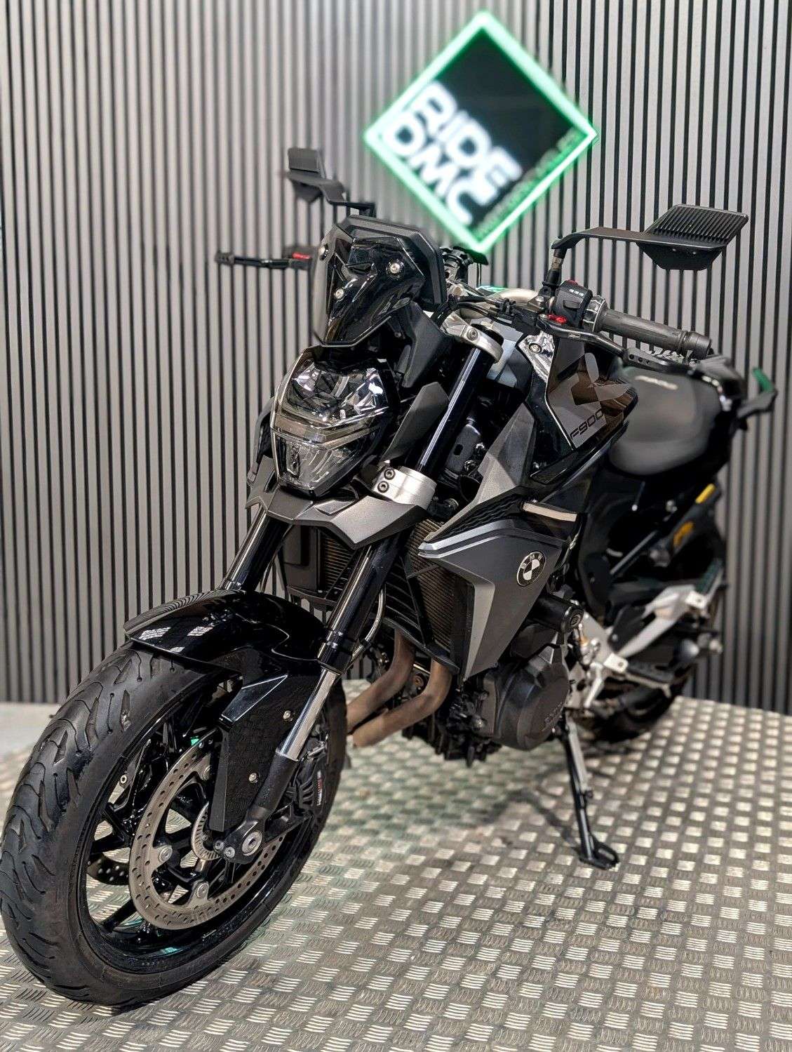 2025 BMW F 900 R 2025 BMW F 900 R