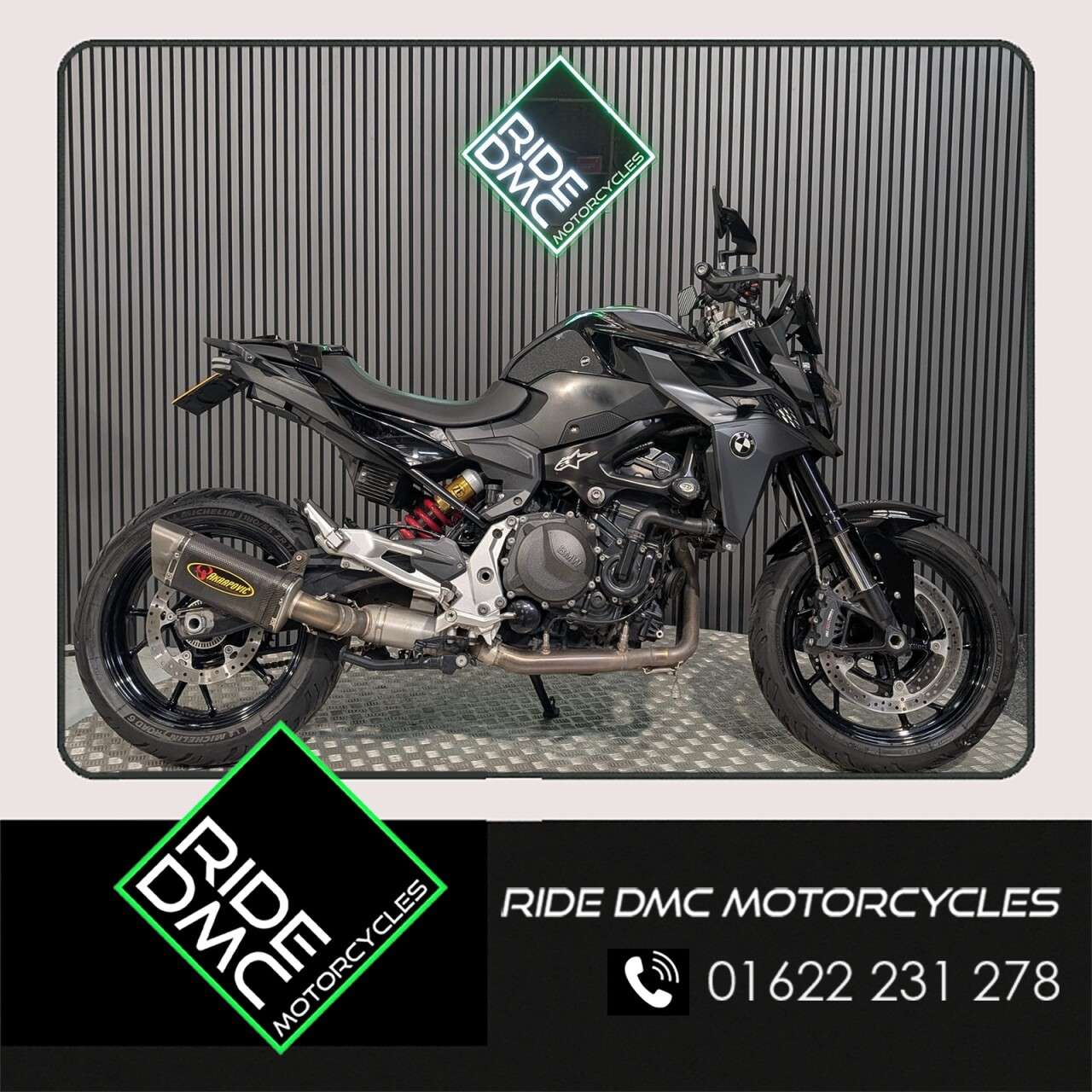 A 2025 BMW F 900 R FULL AKRAPOVIC EXHAUST SYSTEM - EXTRAS - LOVELY BIKE A 2025 BMW F 900 R FULL AKRAPOVIC EXHAUST SYSTEM - EXTRAS - LOVELY BIKE