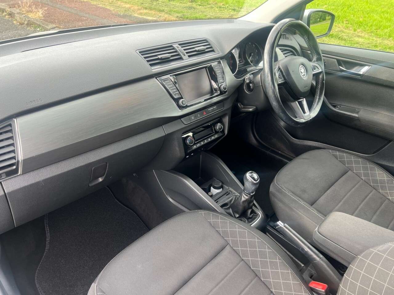 2015 SKODA FABIA 2015 SKODA FABIA