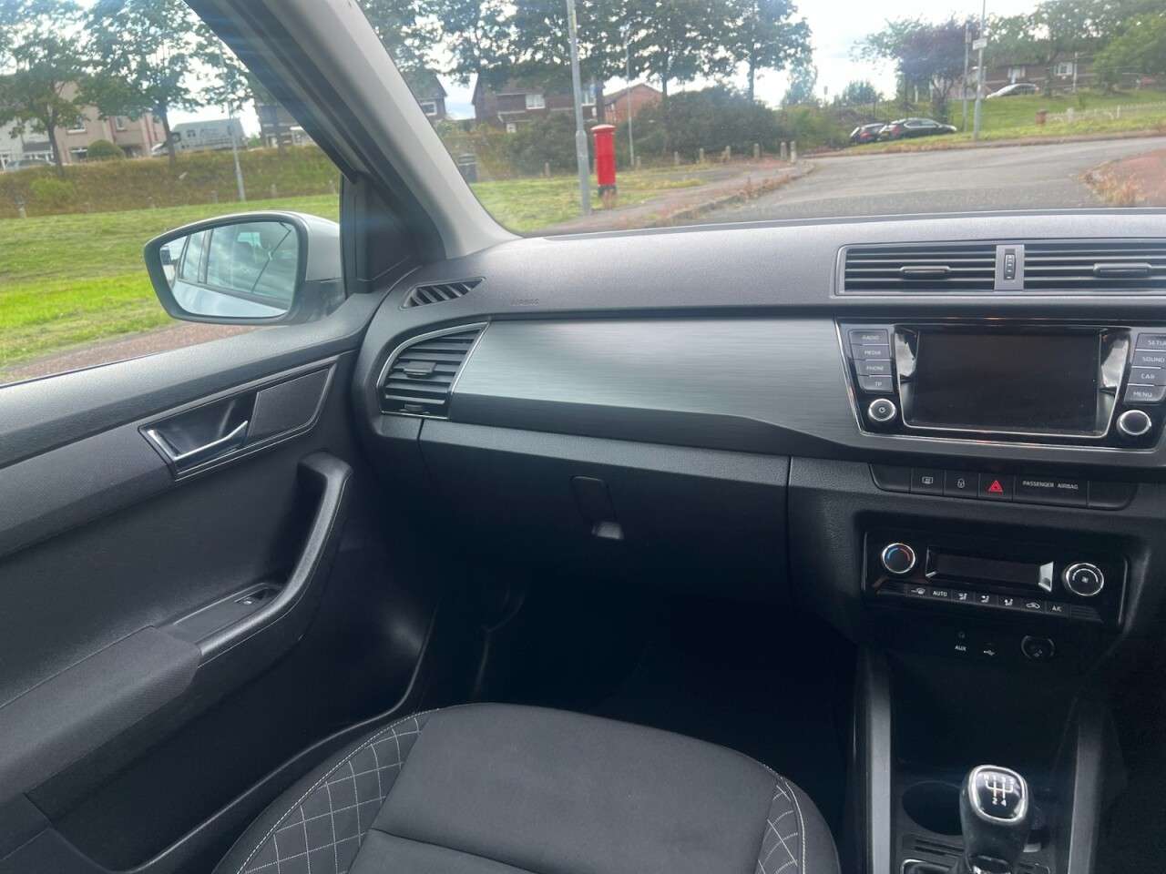 2015 SKODA FABIA 2015 SKODA FABIA