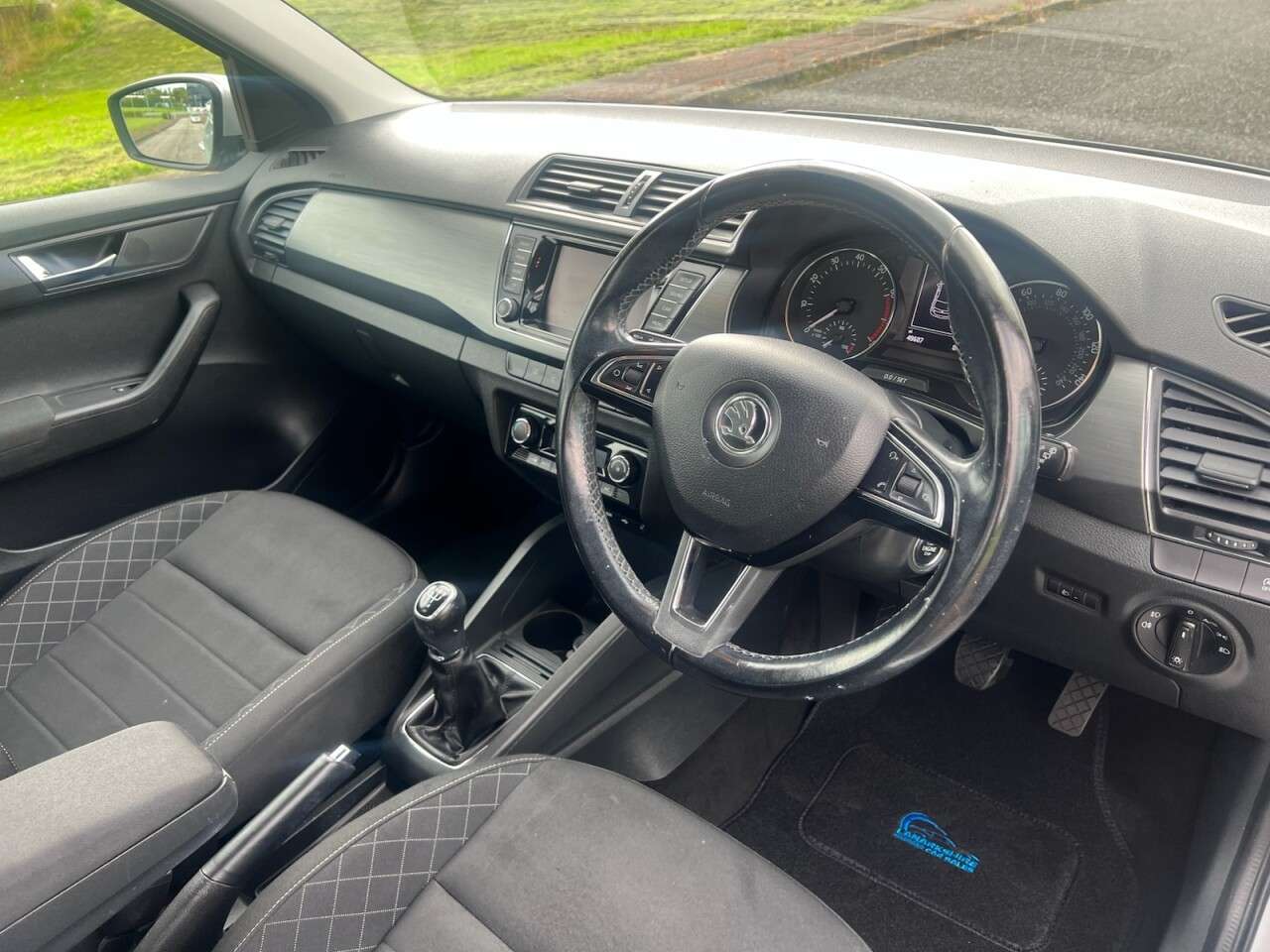 2015 SKODA FABIA 2015 SKODA FABIA