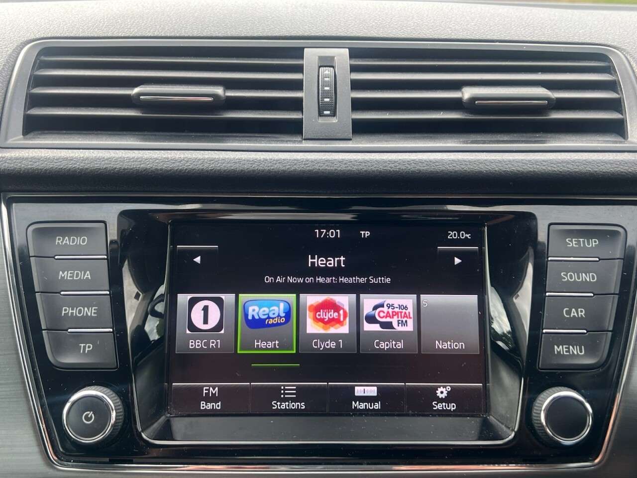 2015 SKODA FABIA 2015 SKODA FABIA