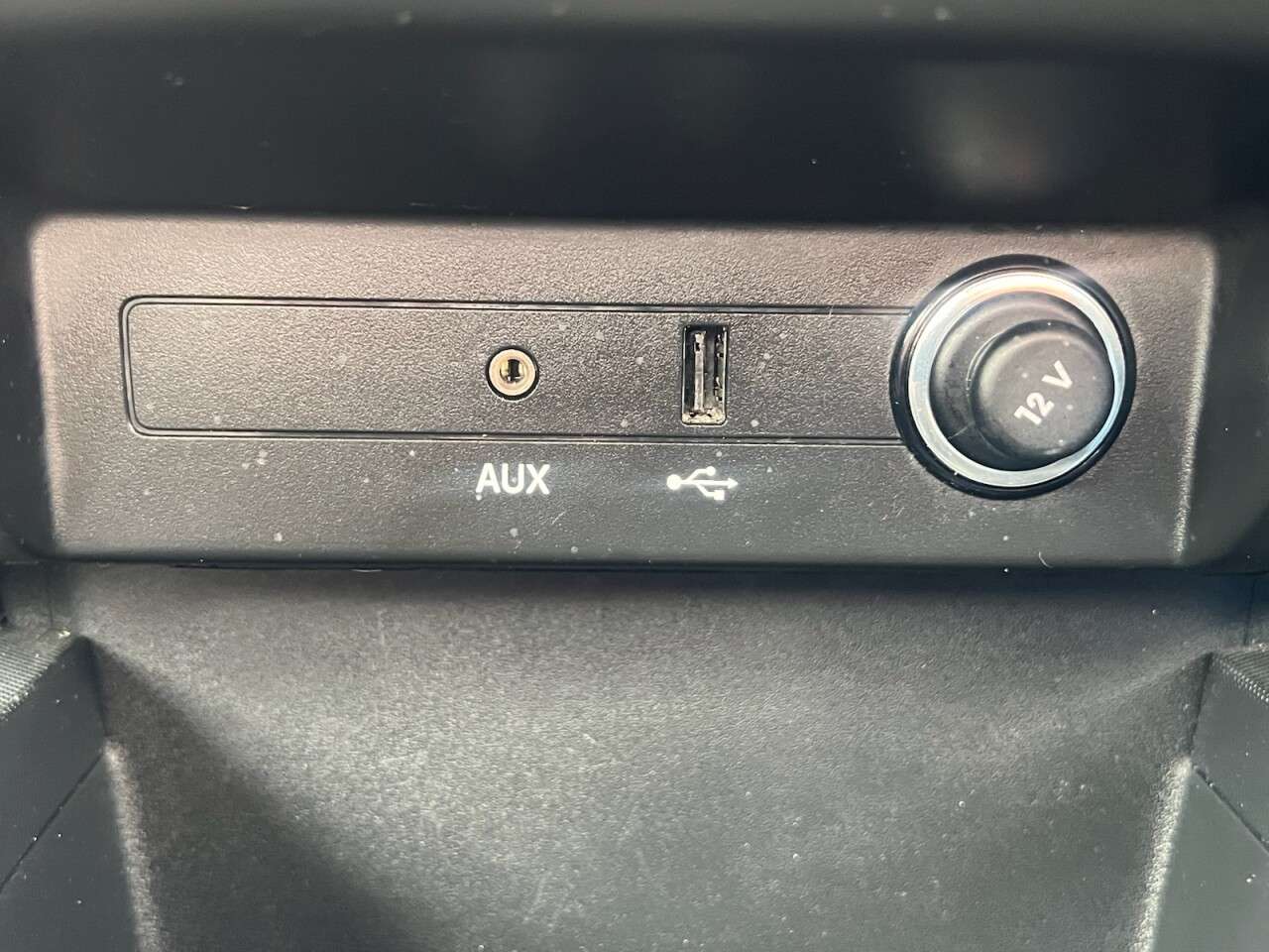 2015 SKODA FABIA 2015 SKODA FABIA